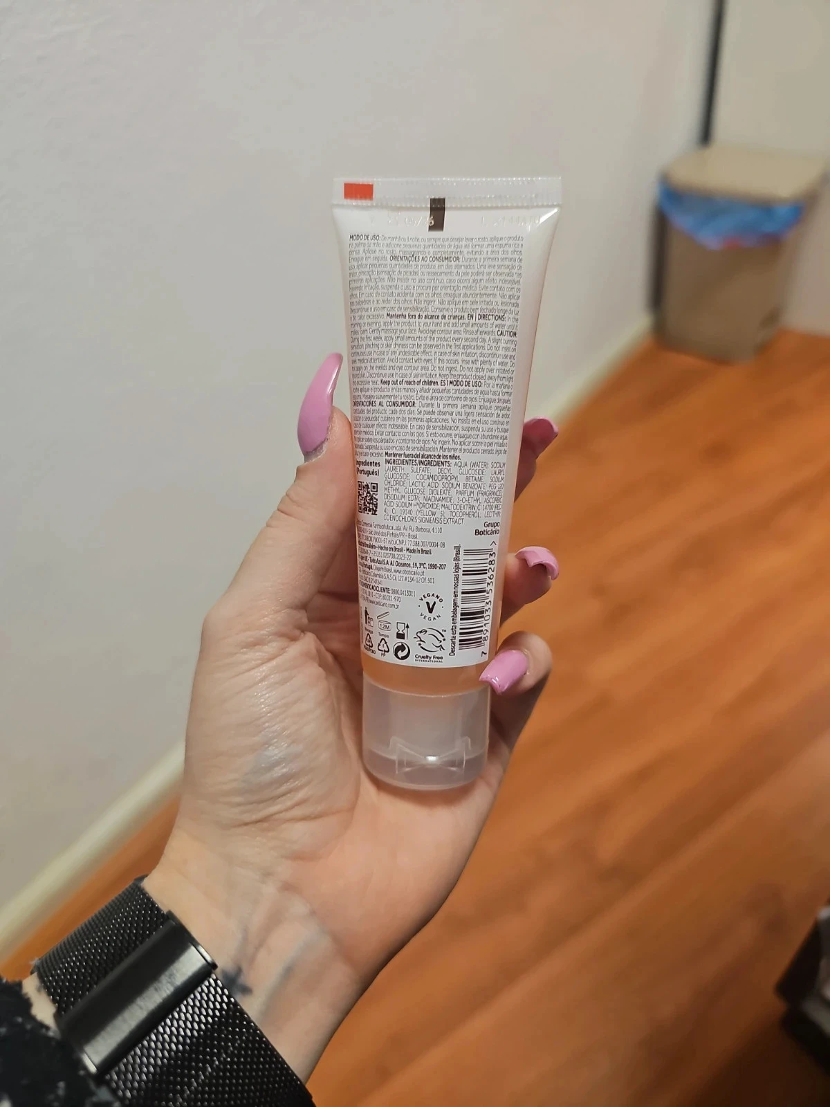 Vitamin C Antioxidant Facial Cleansing Gel Botik 50g – photo 2